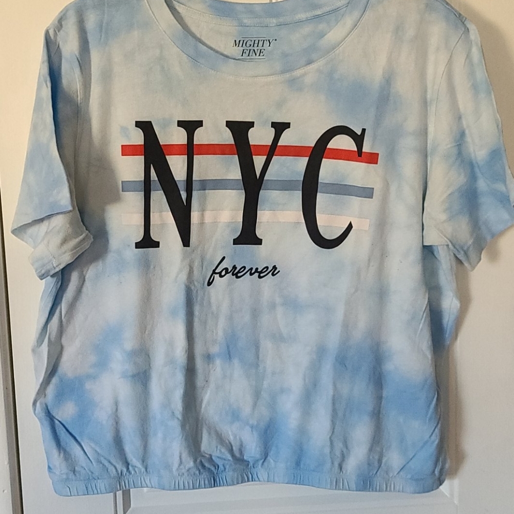 Short sleeve graphic T